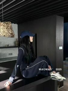 Spring New Casual Sportswear Set Zipper Slim Fit Long Sleeve Top Elastic Waist Wide Leg Pants Two Piece Set Polyester Fiber