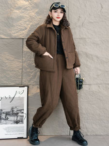 ชุดสองชิ้นผ้าฝ้ายหนาสำหรับผู้หญิงในฤดูหนาว 2024 ใหม่ อบอุ่น ลำลอง แฟชั่น ลดอายุ กระโปรงสั้น แจ็คเก็ต ฤดูหนาว 2024