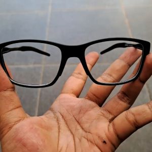 KACAMATA GAYA SPORT LENSA NORMAL POROHE 3001CL