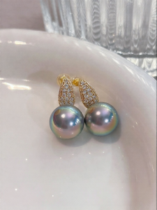 YISHU | Tahitian Peacock Green New Trend Earrings