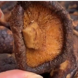 เห็ดหอมอบกรอบ เห็ดอบกรอบ ผักอบ ผักอบกรอบ พร้อมทาน เกรด AAA ผลิตใหม่ตลอด 500 กรัม / 250 กรัม / 100 กรัม ไม่เหม็นหืน