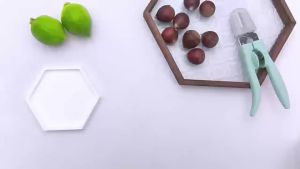 Portable Chestnut Shell Opener & Cross Peeler 2 in 1 Stainless Steel Chestnut Opener Multifunction Nutcracker Chestnut Open Clip
