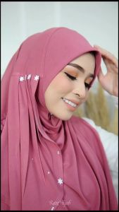 Tudung Sarung Murah Cantik Tudung Instant Zehra Kain Moscrepe Free Size Tudung Sarung Zehra Design Baru Moscrepe Tebal Ready Stock Tudung Sarung Tebal Batu