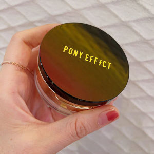 South Korea Pony Effect Finishing Loose Powder Moisturizing and Oil Controlling Matte Clear Soft Focus Delicate and Flawless Soft Light