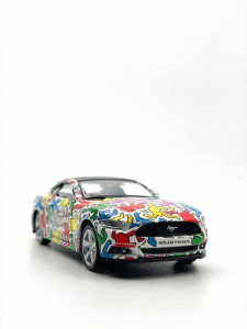 Case Haring Collab Collection Metal Car Model 1/36