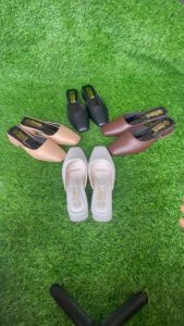 Mules Nữ Trường Hải Gót Vuông 3cm Mũi Vuông Đế Thấp Đa Dạng Màu Sắc