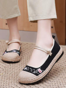 Beijing Ladies Embroidered Linen Shoes Soft Bottom Fisherman Style Retro Hanfu Ethnic Flavored Flat Footwear for Women