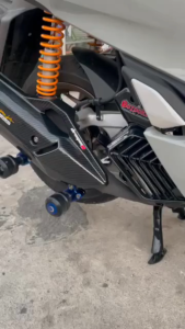 ครอบท่อ / ปลายท่อ / ครอบหม้อน้ำ / หม้อน้ำ CLICK 160 /PCX 160 (2021-2025) ลายคาบอน 5D เคฟล่า ทนความร้อนสูง