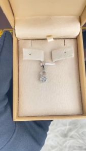 Liontin Berlian Victory Wanita - Pendant VIC 1290