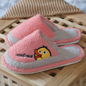 รองเท้าแตะผ้าฝ้ายน่ารักอเนกประสงค์สำหรับผู้ชายและผู้หญิงในฤดูใบไม้ร่วงและฤดูหนาว รองเท้าแตะในบ้านแบบลำลอง ป้องกันการลื่น รองเท้าแตะแบบสวมหัว