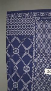 Sarung Wadimor Motif Bali Warna