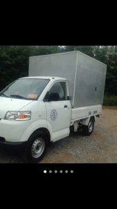 Nắp đèn hậu xe tải suzuki APV đầu nhọn 650kg gồm 3 mảnh trắng đỏ và vàng có bán lẻ và bán theo cặp
