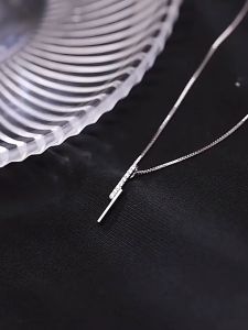 Dây chuyền vòng cổ sợi mảnh đính đá thanh lịch dành cho nữ - Mely B64