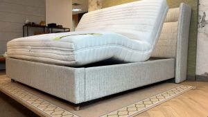 Dunlopillo Motion Adjustable Bed - 100% natural latex