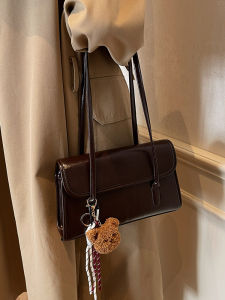 Retro Large Capacity Womens Shoulder Bag 2025 New Autumn Winter Casual Versatile High-End Commuter Bag for Work And Travel