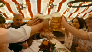 แก้วเบียร์เยอรมัน Ayinger Oktoberfest 1 ลิตร อัยยิงเงอร์ อ็อกโทเบอร์เฟสต์ สำหรับ Lager นำเข้า