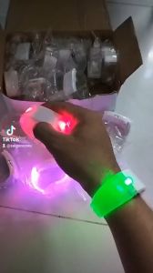 Vòng led đeo tay