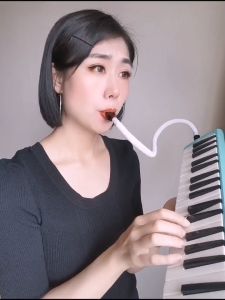 Kèn Melodion - Melodica 32 Phím Suzuki MX32D-mx37-study32 - Kèm Hộp Đựng Ống Thổi và Khăn Lau Tiện Lợi - Thăng Long Music