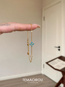 Minimalist Blue Tone Four Leaf Flower Bracelet Womens Slim Fashion Jewelry Elegant Luxury Small Niche Exquisite Hand Accessory