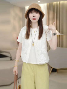 Áo Thun Nữ Màu Trắng Thêu Họa Tiết Mùa Hè Dáng Rộng Cổ Tròn Tay Ngắn Thường Ngày Đa Năng Giảm Tuổi Tác