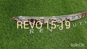 คิ้วฝากระโปรงหน้า คิ้วหน้า ชุบโครเมี่ยมโลโก้ชุบ  รีโว่ TOYOTA REVO 2015 2016 2017 2018- 2019 พร้อมเทปกาวสำหรับติดตั้ง ใส่ร่วมกันได้ A