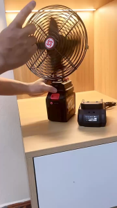 [HÀNG MỚI VỀ] Quạt máy 10 cell pin dùng 10h liên tục quạt INNO thiết kết 4 cánh quạt động cơ 21V đường kính 22cm