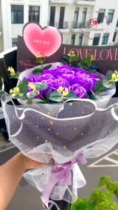 ( Tặng thiệp + Túi quà ) Set hoa hồng FIGO tím