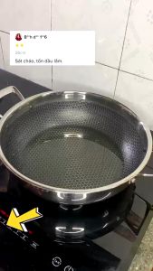 Chảo hai quai tổ ong chống dính size 28cm