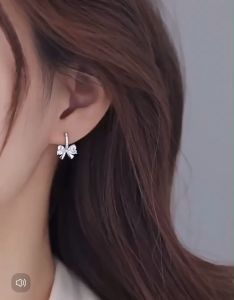 GLAMOR✨ตุ้มหูเงินแท้ Crystal Bow ต่างหูโบว์ ต่างหูแฟชั่น ตุ้มหูเงิน ต่างหูผู้หญิง ต่างหูเพชร