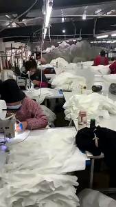 ali92024 รุ่นใหม่ play เสื้อคาร์ดิแกนหัวใจสีพีชเสื้อสเวตเตอร์เทอร์รี่คอตั้งหัวใจสีดำขนาดใหญ่สำหรับผู้ชายและผู้หญิง รุ่น