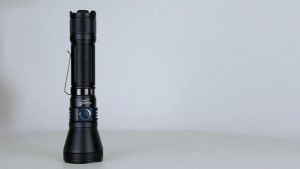 Trustfire T40R Army Tactical Led Flashlight 1800lumen 550meter Rechargeable 21700( 4000mAh) Lamp With Usb Charging Self-Defense Ip68 Torch Fishing/off -road/hiking/climbing