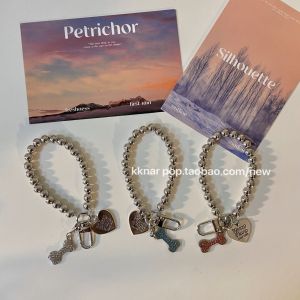 High-Quality Metal Bone Keychain with Embedded Diamonds Creative Couple Style Festive Gift Cute Korean High Aesthetic