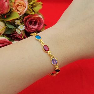 สร้อยข้อมือพลอยเม็ดเเตง ยาว 7.5-8 นิ้ว สีทอง ทองไมครอน ทำจากทองเหลือง ใส่ได้ทุกโอกาส ใส่อาบน้ำได้ ใส่เสริมบารมี โชคลาภ