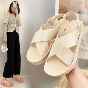3.5 cm platform cross straps flip flops with Velcro closure 3.5厘米胶底松糕鞋 kasut perempuan