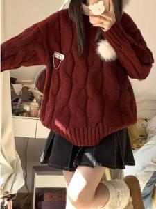 เสื้อสเวตเตอร์ถักสีแดงหลวมๆ สำหรับผู้หญิงในฤดูหนาว เสื้อสเวตเตอร์ถักแบบสวมหัว แขนยาว ทรงหลวม แฟชั่น เสื้อผ้าทำงาน