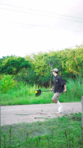 เครื่องเล็มหญ้าไร้สาย V20 พร้อมแบตเตอรี่ 4AH และ แท่นชาร์จ ยี่ห้อ STANLEY รุ่น SBST930M1