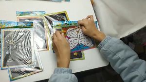 Cartoon Cute Scrapping Papers Kids Creative DIY Scratch Drawing Colorful Arts Graffiti Toys
