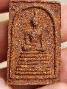 พระสมเด็จหลวงพ่อรักษ์ วัดน้อยแสงจันทร์ เนื้อชานหมาก ปี19 ท่านพระครูสุธรรมธาดา (รักษ์ ฐิตธัมโม) วัดน้อยแสงจันทร์ จ.สมูทรสงคราม