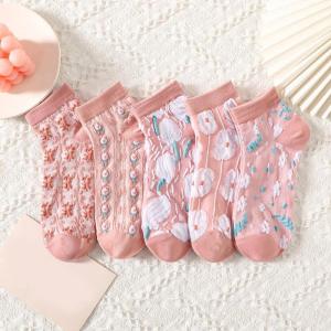 5 Pairs of Retro Three-dimensional Relief Socks WOMENS Medium Length Socks Slim and Cute in Summer Forest Style and Artistic