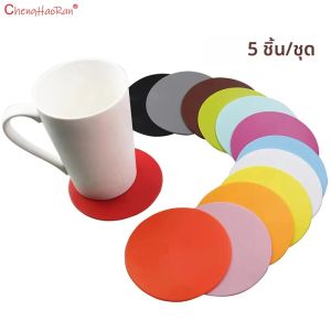 5PCS ซิลิโคน 10 ซม.ที่รองแก้วสร้างสรรค์สไตล์เรียบง่ายสีลูกอมกันน้ำและป้องกันน้ำร้อนลวกไม่มีกลิ่นตกแต่งบ้าน