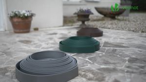 10m/5M Flexible Lawn Edging Plastic Garden Edging Border with 15 Strong Securing Pegs Height 5cm