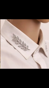 CÀI CỔ ÁO NAM NỮ  HÌNH CHIẾC LÁ PHONG CÁCH ÂU MỸ CALEAF04