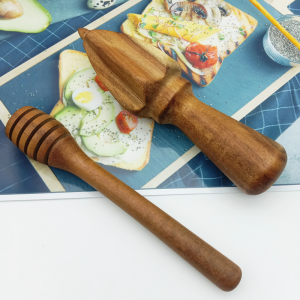 Manual Lemon Juicer Two-Piece Set Fig Wood Bee Stick Fruit Pressing Tool Kitchen Cooking Utensils for Everyone