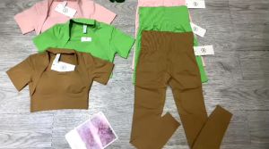 Bộ đồ tập gym yoga aerobic thể thao nữ bao gồm áo ngắn tay croptop kèm mút và quần dài cạp cao chất liệu thun mịn BINSPORTS BD230