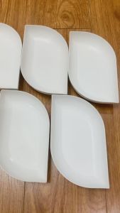 Khay nhựa hàng không cao cấp hình lá cây