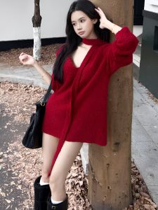 Áo Len Dệt Kim Cổ Chữ V Màu Đỏ Mềm Mại Dài Vừa Phải Rộng Rãi Áo Khoác Ngoài Áo Len Cardigan Áo Len Nữ Mùa Đông 2024