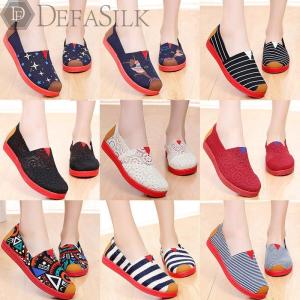 รองเท้าผ้าใบพื้นแบนสวมใส่สบายสำหรับฤดูใบไม้ผลิและฤดูใบไม้ร่วง รองเท้าทำงานแบบสวม รองเท้าผ้าใบแฟชั่นสำหรับผู้หญิง ทรงหัวมน ระบายอากาศได้ดี รองเท้าสวมสบาย