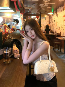 Delicate White Boston Style Bowling Bag Womens Handbag Elegant Shoulder Bag PU Leather Casual Fashion Soft Pillow-Shaped