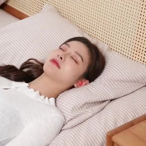 Soft Silicone Earplugs Noise Reduction Soundproof for Sleeping Dormitory Nap Reusable Hearing Protection for Students