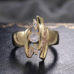 Huitan Geometric Unique Design Women Ring Gold Color Party Wedding Accessories Luxury Personality Daily Inlaid Bright CZ Jewelry